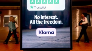 Klarna推出借记卡叫板银行 业务从 "先买后付" 向多元化拓展