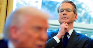 美国财长贝森特：避免债务触及上限的非常规措施恐在8月用尽