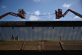 重组国内优先事项，多方紧急评估影响，美国新预算案释放重要信号