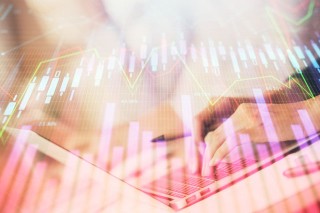 股票阻击的策略有哪些？实施这些策略需要注意什么？