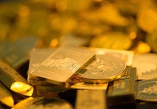 银行再次调高黄金起购金额，金价冲高之后“跳水”了