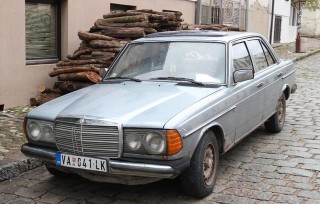 汽车怎么贴改色膜？贴改色膜有哪些步骤？