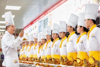 三十余载，这艘“职教航母”将学生送达梦想彼岸