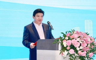 湖南机场集团董事长涉嫌性侵女子被刑拘，此前公司多名领导干部被查