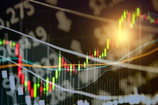 如何确定期货手续费加成规则？加成规则对交易成本有何影响？