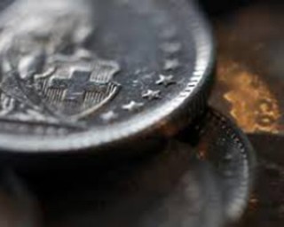 汇率为什么变动？汇率变动对国际贸易有何影响？