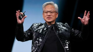 英伟达疯狂砸钱 FCC主席力挺SpaceX