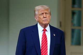 特朗普称现在“不是特别”有兴趣与马斯克说话：他失去了理智