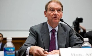 保罗·阿特金斯宣誓就任美国证交会主席