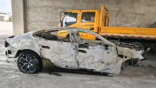 小米公布SU7事故数据，遇难者家属发声