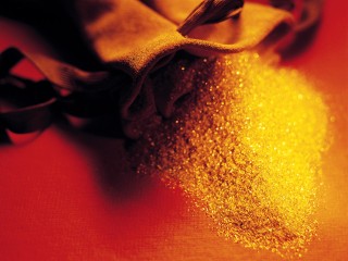 黄金与现金的安全性比较？