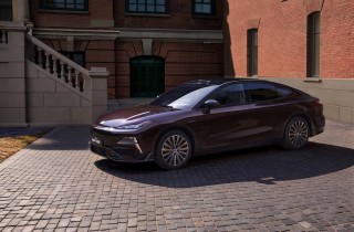 新车难火一年，内卷“杀伤力”有多大？