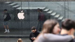 不满在印度建厂！特朗普希望iPhone美国造，可行吗？