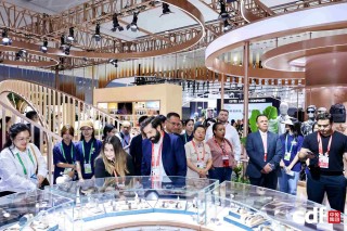 第六届消博会启幕 中免集团锚定封关机遇擘画免税发展新蓝图