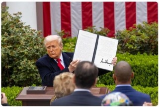 “对等关税”太荒谬！美媒曝美财长受不了想辞职