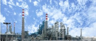 【信达能源】新凤鸣：涤丝龙头业绩稳步改善，行业竞争格局持续向好