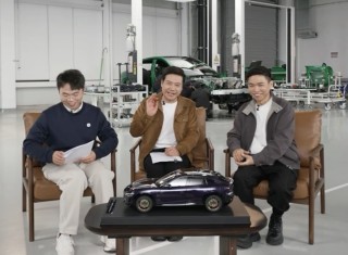 雷军：特斯拉确实强 但并非不可战胜！SU7是唯一击败Model 3的同档纯电轿车！