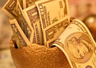 如何从金融角度分析房产项目？该项目在金融层面有哪些特征？