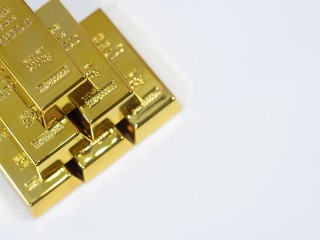 铂金和黄金的关系对投资有何指导意义？这种指导存在哪些风险？