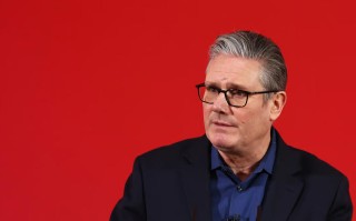 英国首相和加拿大总理称北约应更加欧洲化