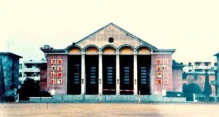 原东航集团董事长刘绍勇多么爱作秀？非要每年开飞机过瘾！但如今却被指涉嫌受贿！应该没法出来了