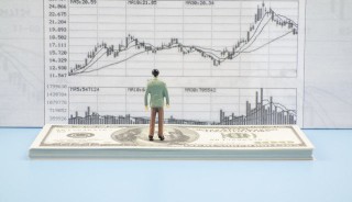 期货交易的单笔收益情况怎样？这种收益情况如何进行评估？