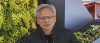 黄仁勋：美国政策基于“中国无法制造AI芯片”假设，“这一假设现在看来显然错误”