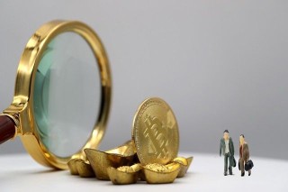 如何实现基金的跨系统交易操作？这种操作方式有哪些难点？