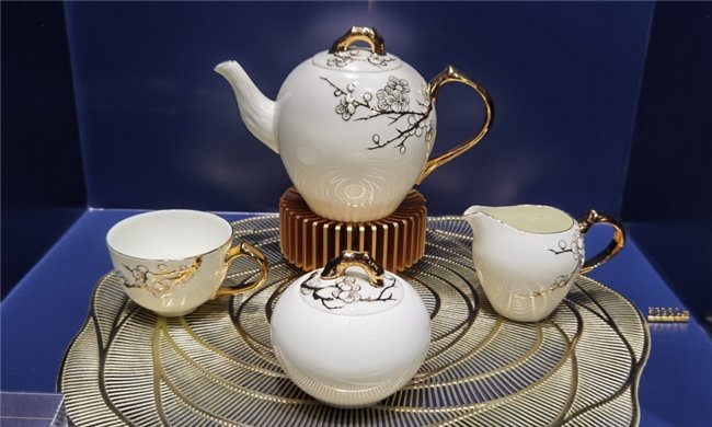 华光国瓷荣获“中华文化传承贡献奖” 闪耀亚洲游艇颁奖盛典 第7张 华光国瓷荣获“中华文化传承贡献奖” 闪耀亚洲游艇颁奖盛典 第7张