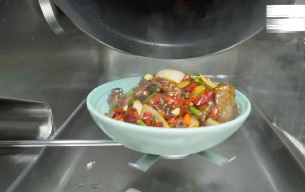 炒菜机器人一炮而红,香港教授卖到爆单 第4张 炒菜机器人一炮而红,香港教授卖到爆单 第4张