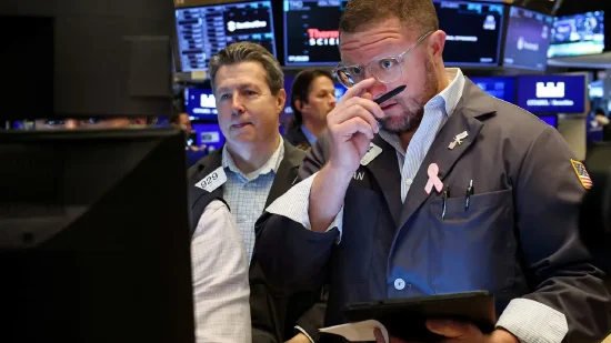 开盘：美股周四开盘涨跌不一 市场聚焦特朗普关税不确定性  第2张