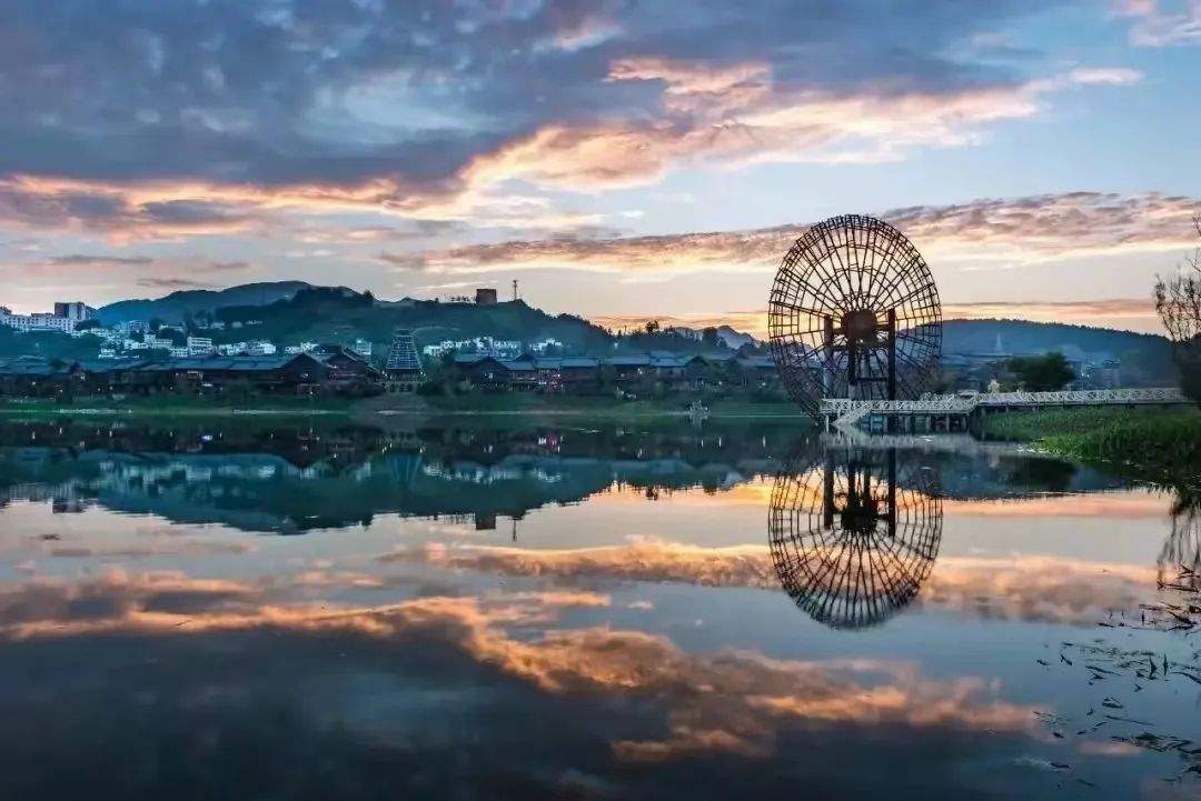 乾兴平署名文章:牢记嘱托 奋力在中国式现代化进程中展现贵州新风采 第1张 乾兴平署名文章:牢记嘱托 奋力在中国式现代化进程中展现贵州新风采 第1张