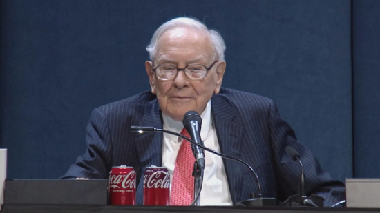 巴菲特在 2025 股东大会讲了啥?这六点投资者必知! 第1张 巴菲特在 2025 股东大会讲了啥?这六点投资者必知! 第1张