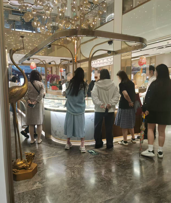 惊现“8字头”!刚刚,实探来了! 第1张 惊现“8字头”!刚刚,实探来了! 第1张