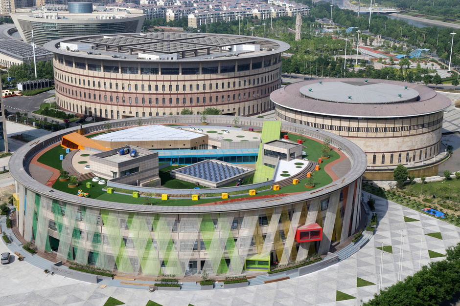 在郑州定居需要考虑哪些因素?这些因素对生活有何影响? 第1张 在郑州定居需要考虑哪些因素?这些因素对生活有何影响? 第1张