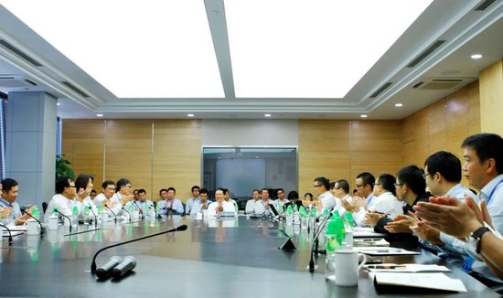 美的扫地机器人去年亏了2亿多,方洪波:做得再差也会一直做 第6张 美的扫地机器人去年亏了2亿多,方洪波:做得再差也会一直做 第6张