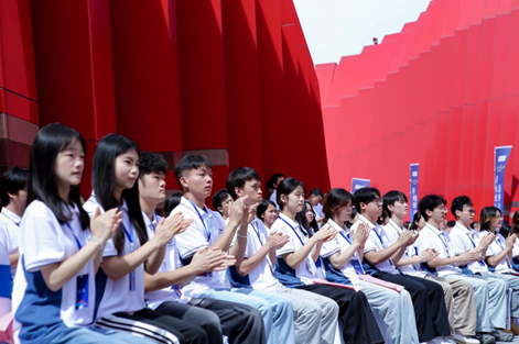 “星火致远·逐梦未来”——2025“习酒·我的大学”逐梦奖学金全国启动仪式举行 第4张 “星火致远·逐梦未来”——2025“习酒·我的大学”逐梦奖学金全国启动仪式举行 第4张