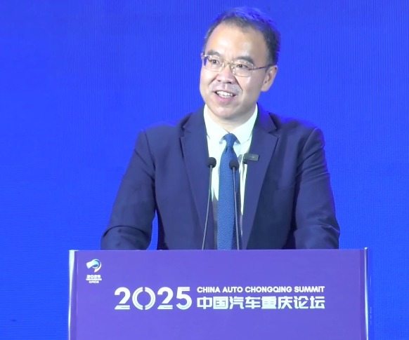 比亚迪紧急回应“常压油箱”“车圈恒大”两大争议,车企高管密集发声:反对 “内卷式”竞争 第1张 比亚迪紧急回应“常压油箱”“车圈恒大”两大争议,车企高管密集发声:反对 “内卷式”竞争 第1张