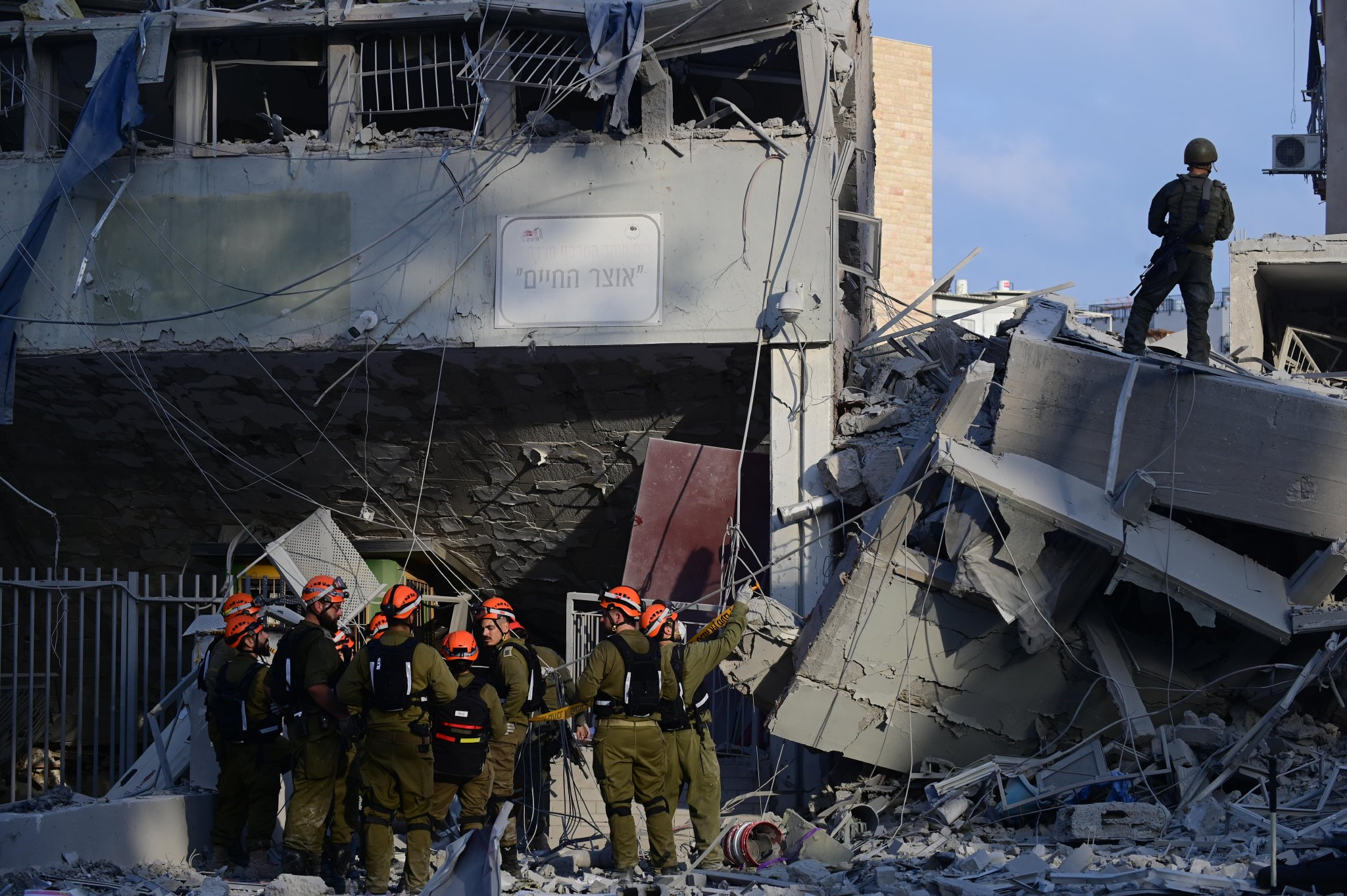 霍尔木兹海峡悬念未消:油价最高或飙至120美元,全球经济期待欧佩克“加油” 第2张 霍尔木兹海峡悬念未消:油价最高或飙至120美元,全球经济期待欧佩克“加油” 第2张