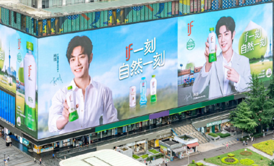 爱喝椰子水的中国人，“养肥”一个泰国富二代  第1张