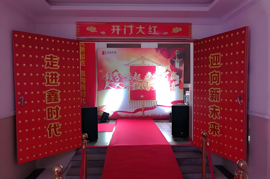 百年人寿原董事长与总裁被曝双双失联 曾寻求1亿元离职补偿金？  第10张