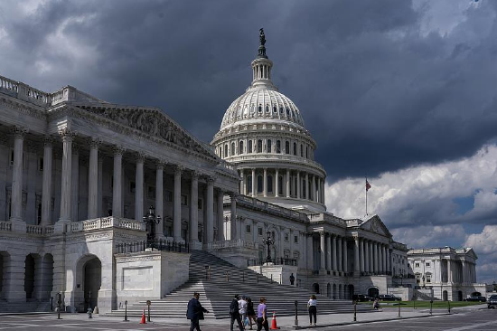 美国希望在政府停摆结束后一周内开始放宽航班限制 第1张 美国希望在政府停摆结束后一周内开始放宽航班限制 第1张