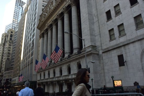 11月28日外盘头条:黄金从近两周高点下滑 乌美代表团本周将会面 OPEC+料在周日会议上维持产量不变 第2张 11月28日外盘头条:黄金从近两周高点下滑 乌美代表团本周将会面 OPEC+料在周日会议上维持产量不变 第2张