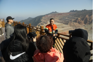 从紫金山到全球:紫金矿业的 ESG 实践与黄金矿业的生存之道 第3张 从紫金山到全球:紫金矿业的 ESG 实践与黄金矿业的生存之道 第3张