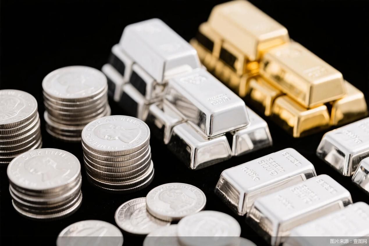 年内涨幅超95%，白银逆袭黄金成贵金属“领涨王”  第1张
