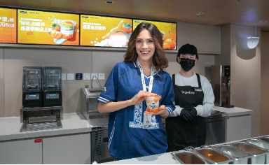 冠军伙伴谷爱凌到访蒙牛,共启米兰冬奥新篇章 第2张 冠军伙伴谷爱凌到访蒙牛,共启米兰冬奥新篇章 第2张