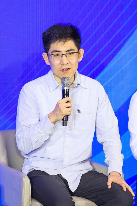 王向宇:放弃既要、又要的幻想,长期投资才是能实际把握住、有可能把握住的事情 第1张 王向宇:放弃既要、又要的幻想,长期投资才是能实际把握住、有可能把握住的事情 第1张