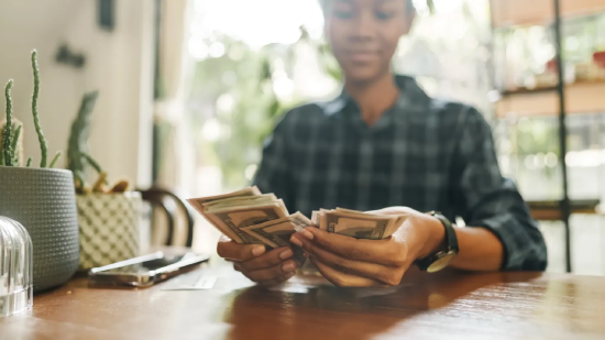 分析师称单只股票ETF可放大收益,但存在“押注失误的重大风险” 第1张 分析师称单只股票ETF可放大收益,但存在“押注失误的重大风险” 第1张