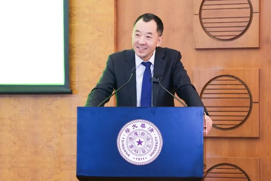 “不再领薪水”！深圳一公益机构创始人发声：将交棒给年轻人！曾被曝年薪超70万  第2张