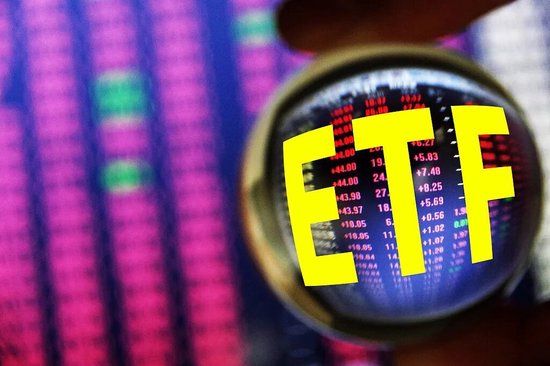 国家队卖出多只宽基ETF，基金涌入AI赛道  第1张